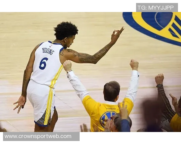 尼克杨看好勇士超越火箭库里追梦巴恩斯经验助力争前三