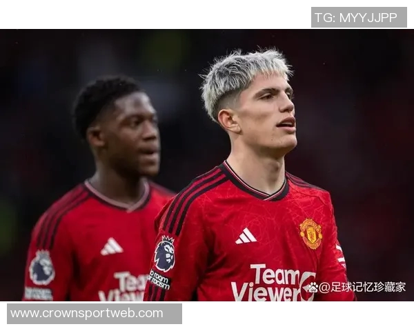 内维尔质疑曼联表现为何缺乏紧迫感与强度踢得如此缓慢